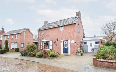 Dr Verhagen. 11