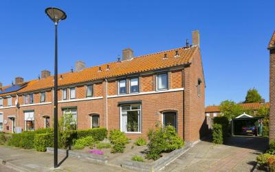 Helderkamps. 30