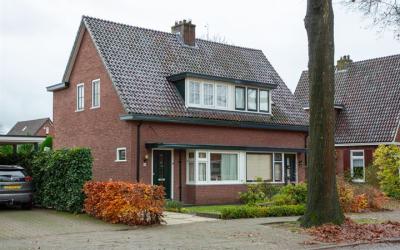 Burgemeester van Nispenstraat 17