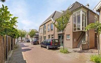 Damstraat 13
