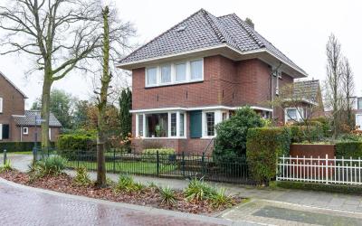 Raadhuisstr. 13