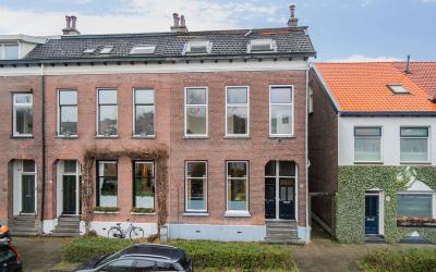 Warnsveldse. 57