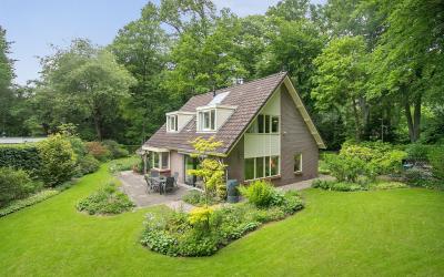 Oude Larens. 6-A