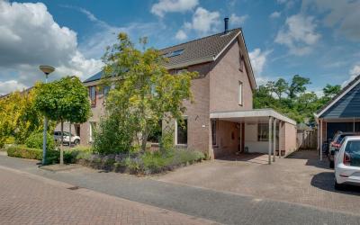 't Veld 23