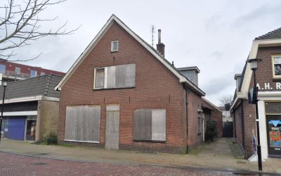 Raadhuisstraat 12