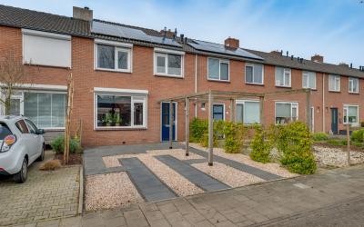 van Limburg. 24