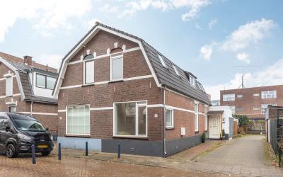 Schoolstraat 18