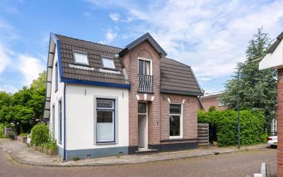 Klompstraat 1