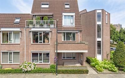 Kometenstra. 16