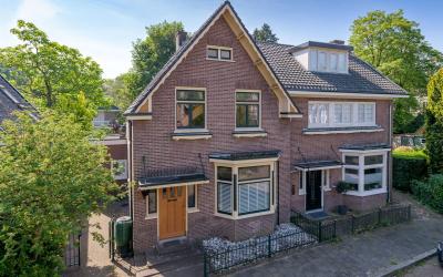 Bloemwijkla. 8