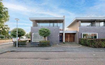 Halstraat 51