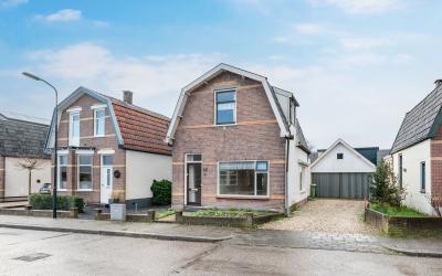 Bloemheuvel. 47