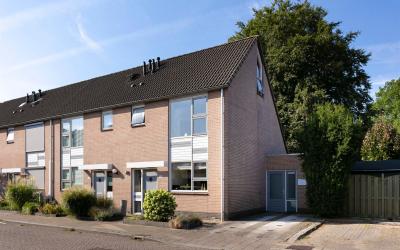 Perenlaan 27