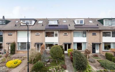 Menuetstraat 15