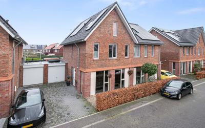 Tangostraat 24