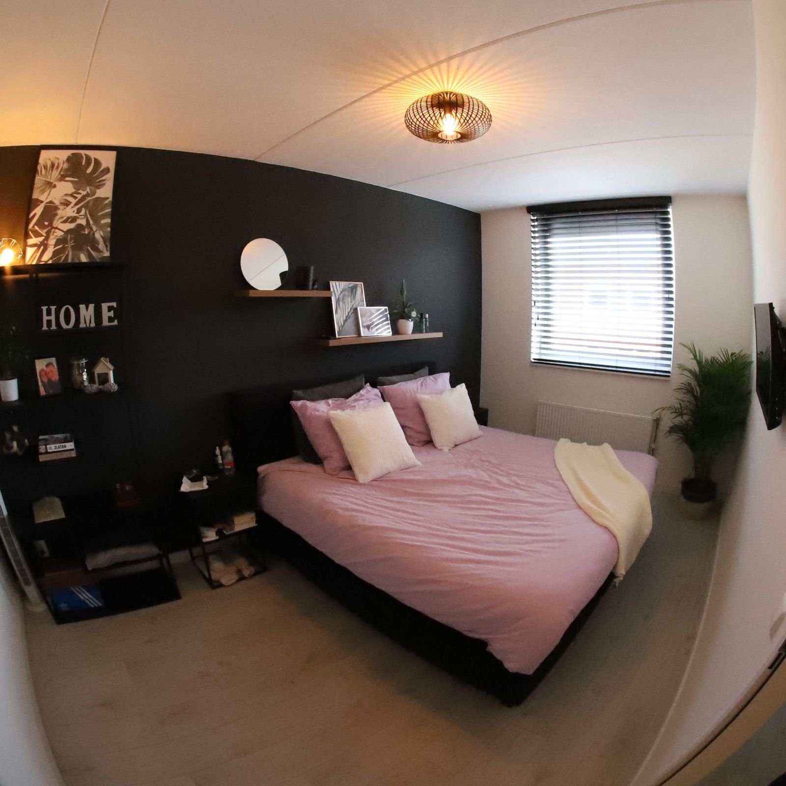 Tussenwoning te koop: Vosweide 58, Apeldoorn