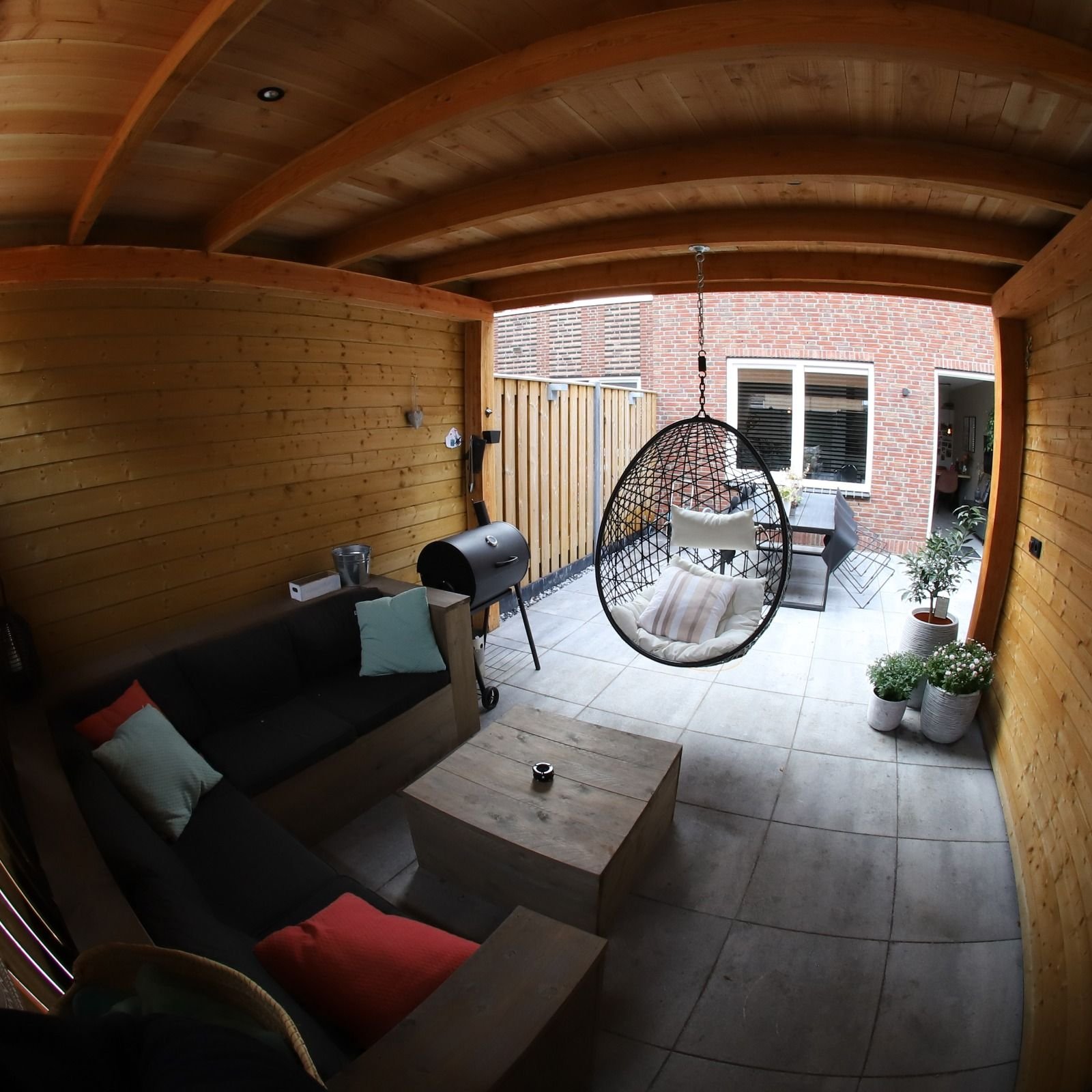 Tussenwoning te koop: Vosweide 58, Apeldoorn