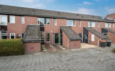 Postmeester. 211