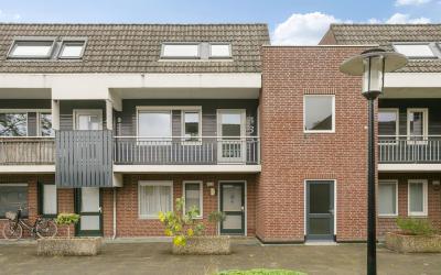 Postmeester. 433