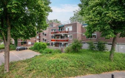 Houtsnijder. 105