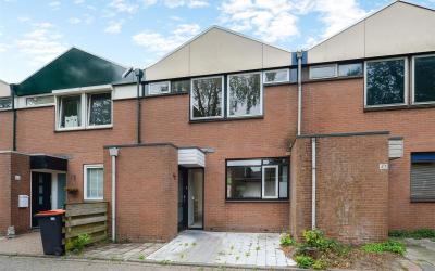 Kleersnijde. 42