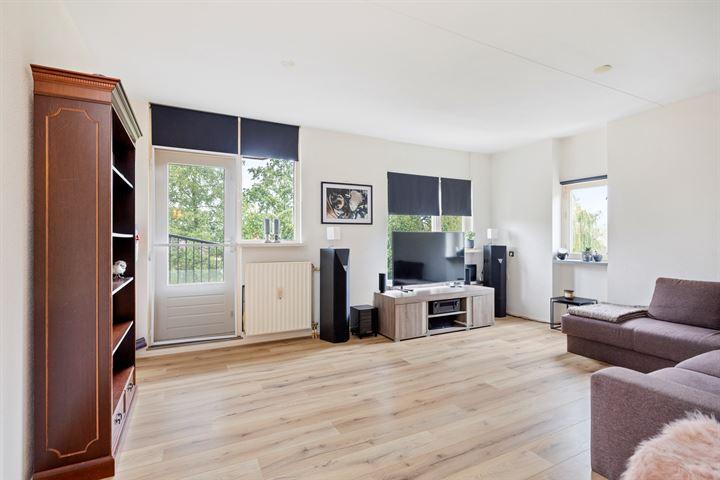 Appartement te koop: De Eglantier 317, Apeldoorn