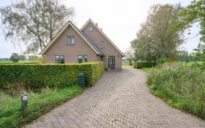 Eerbeeksedi. 8