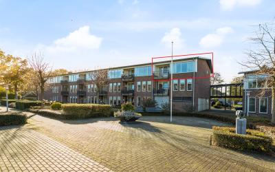 Grotenhuiss. 48