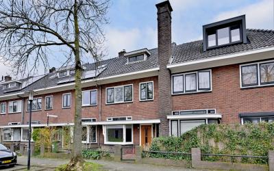Sluisstraat 13