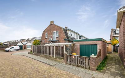 Potterstraat 2