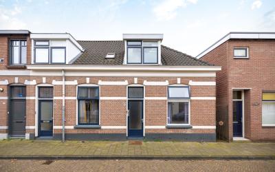 Spoorstraat 30