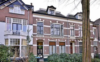 Kerkstraat 8