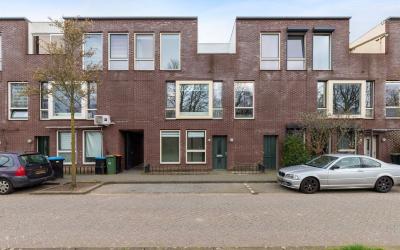Middelweg 50