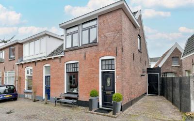 Midden Rij 4