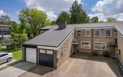 Nijhoffgaar. 157