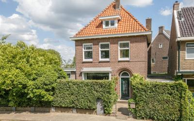 Finsestraat 8