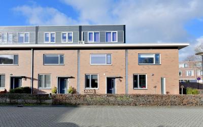 Andries Vie. 4