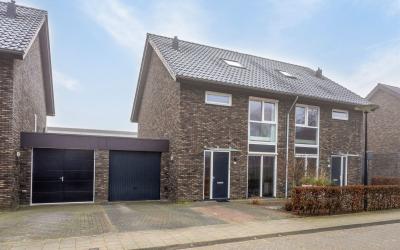 Van Konings. 27