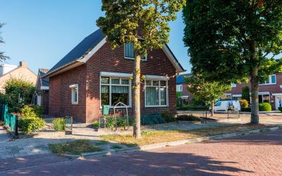 Tweede Kamp. 25