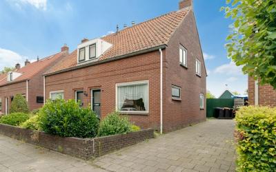 Derde Kamps. 24