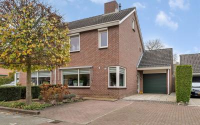 de Bloeven 28