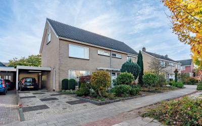 Koetshuisst. 8