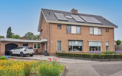 Nieuwenhuis. 70