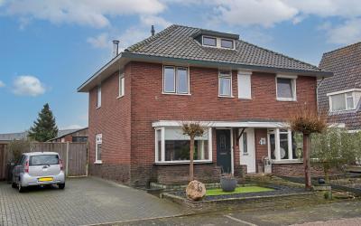 Klokkendijk 6