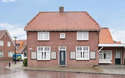Dorpsstraat 31