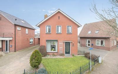 Dorpsstraat 26
