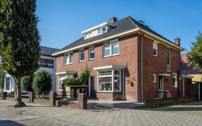 Spoorstraat 32