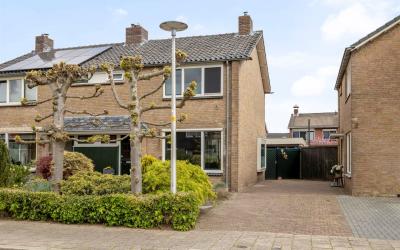 Vermeerstra. 4