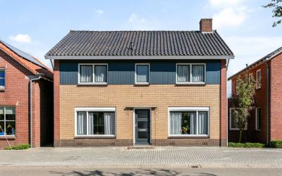 Grotestraat 25