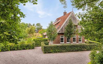 Maatweg 25